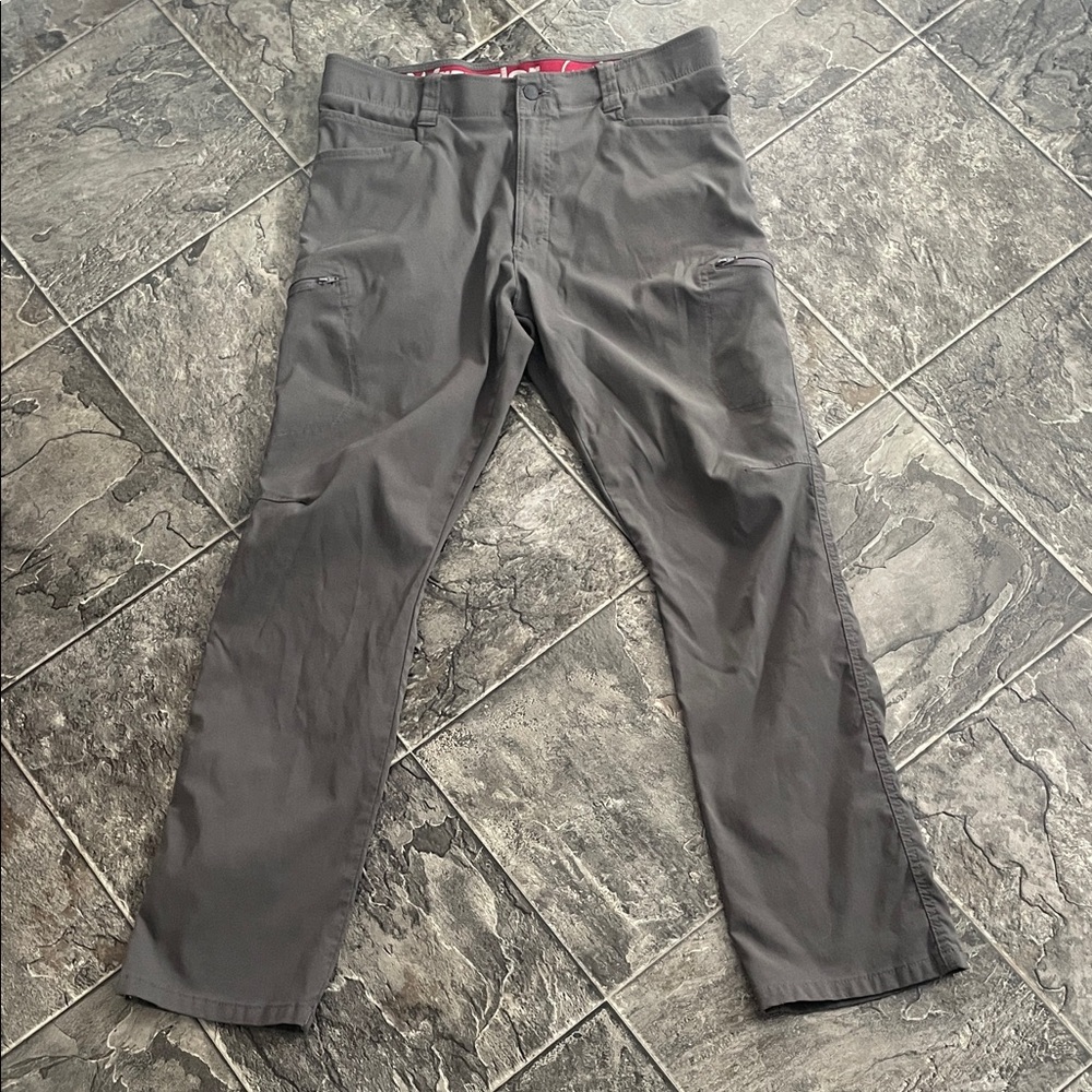 WRANGLER Men's Gray Cargo Outdoor Athleisure Pants Cottagecore Coastal